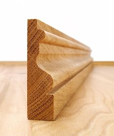 Victoriana European Oak Architrave (H)70mm x (T)19mm (per metre)